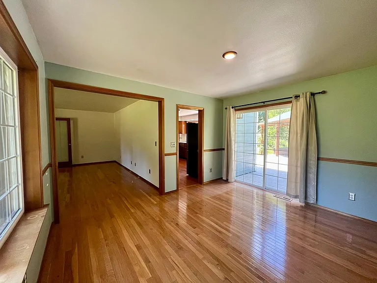 3611 Baker Ames Rd NE — Photo 11