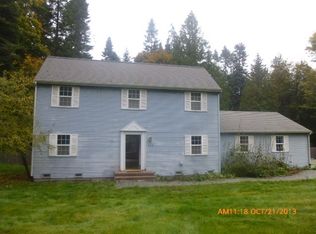 373 Forest Glen Ln, Camano Island, WA 98282