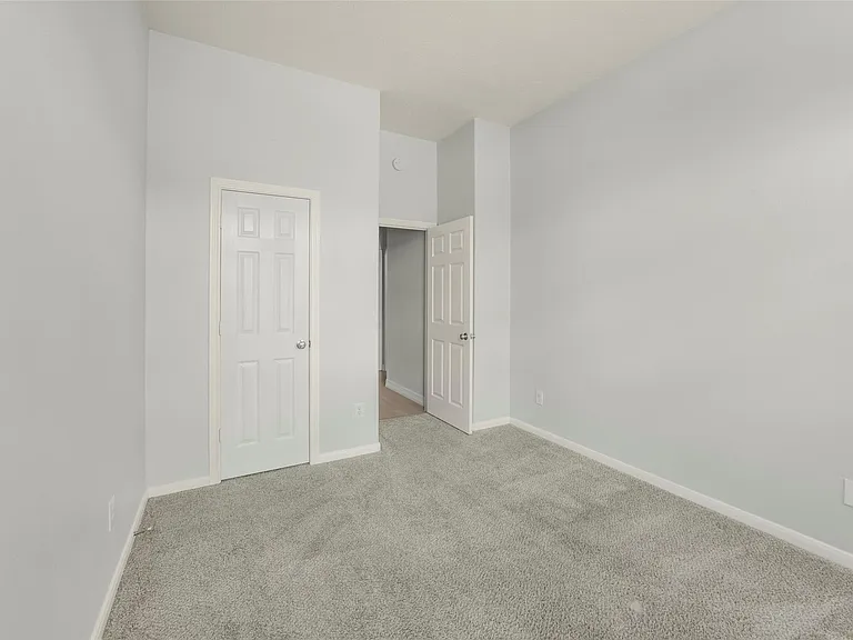 15911 Pleasant Green Cir — Photo 17