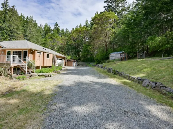 1170 Woodley Ghyll Dr, Metchosin, BC V9C 4H9