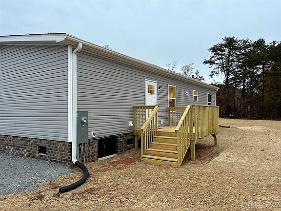 2nd image of 105 Ol Field Ct #28