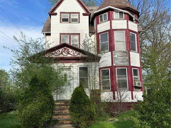 1821 E 93rd St, Cleveland, OH 44106