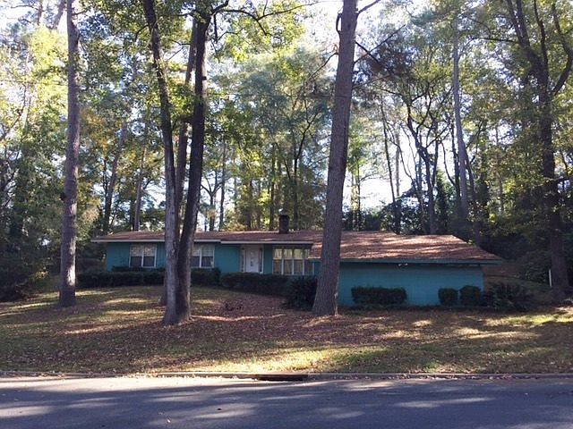 1st image of 1001 Dogwood Dr