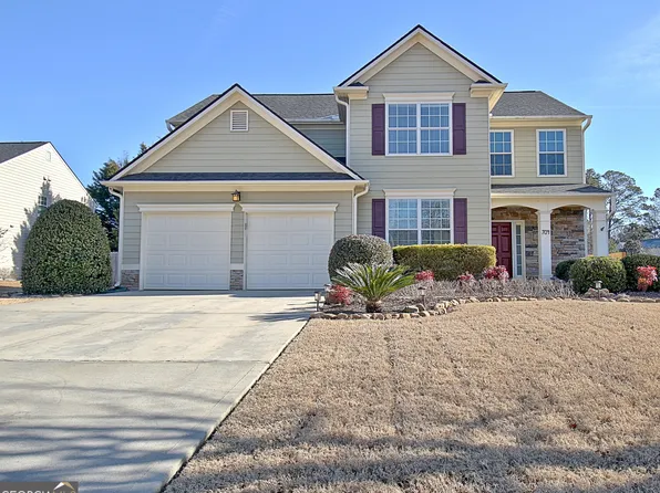 704 Pine Grove Cir, Peachtree City, GA 30269