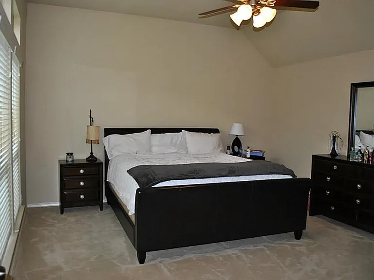 1403 Laura Hills Ln — Photo 12