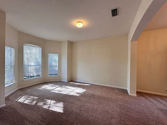 5th image of 947 Otter Creek Dr