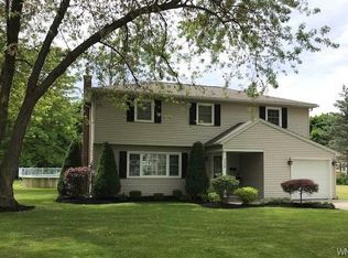 515 E Oak Ter, Youngstown, NY 14174