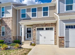 1113 Meadow Run, Akron, OH 44321