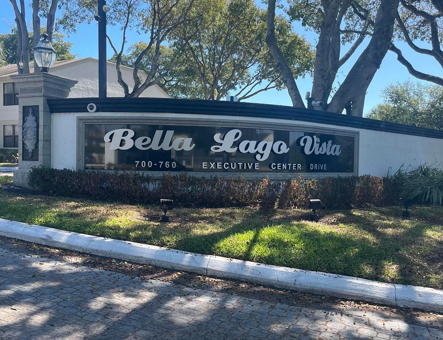 1 bed, 1.0 bath, 728 sqft, $1,650 — Photo 1