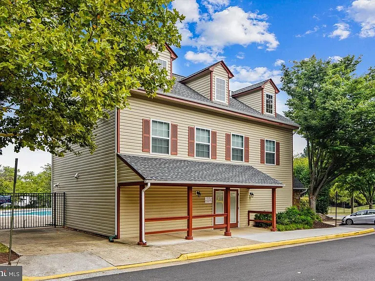 6316 Cider Barrel Cir — Photo 54