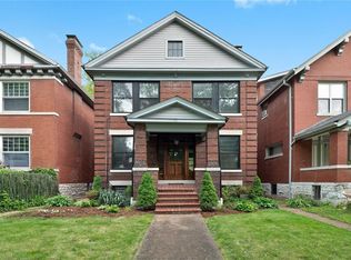6121 Westminster Pl, Saint Louis, MO