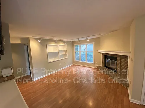 415 W 8th St #E Photo 1