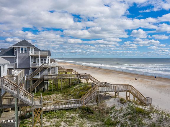 3rd image of 388 New River Inlet Road