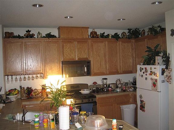 3rd image of 2619 Playa Del Sol Ave