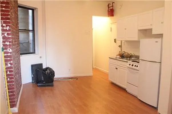 Rented by Crosstown Apartments NYC | media 22