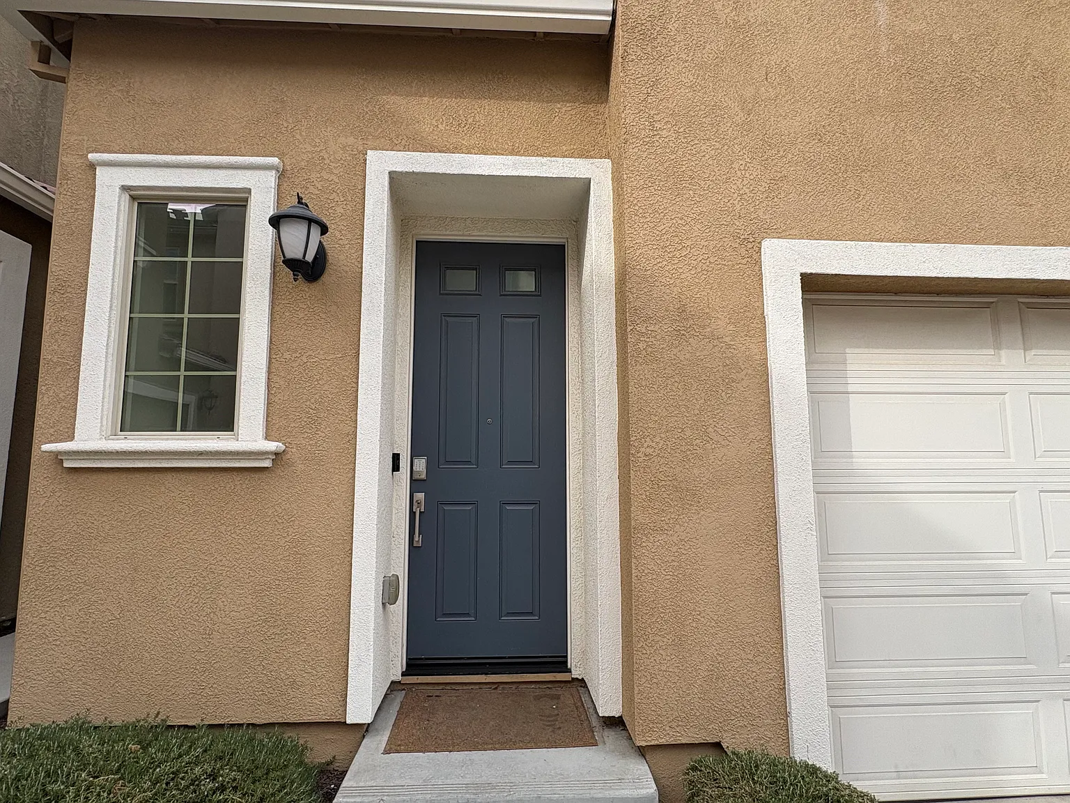 3 bed, 2.5 bath, 1815 sqft, $2,800 — Photo 4