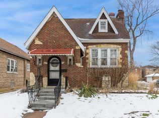 1647 Clinton Ave, Berwyn, IL 60402