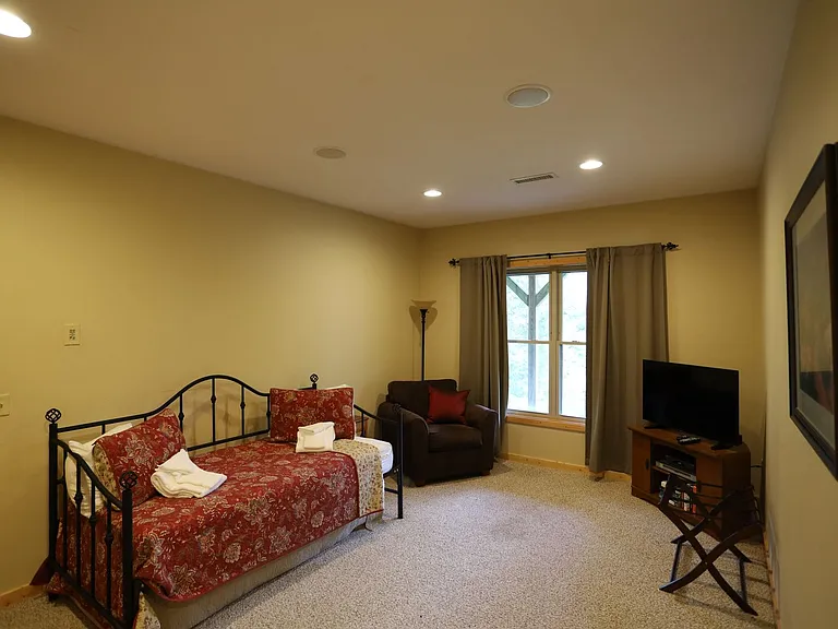 41 Welch View Dr — Photo 7