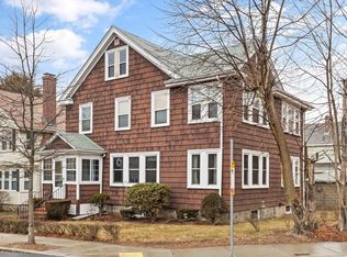 5 Seven Avalon Rd, West Roxbury, MA 02132