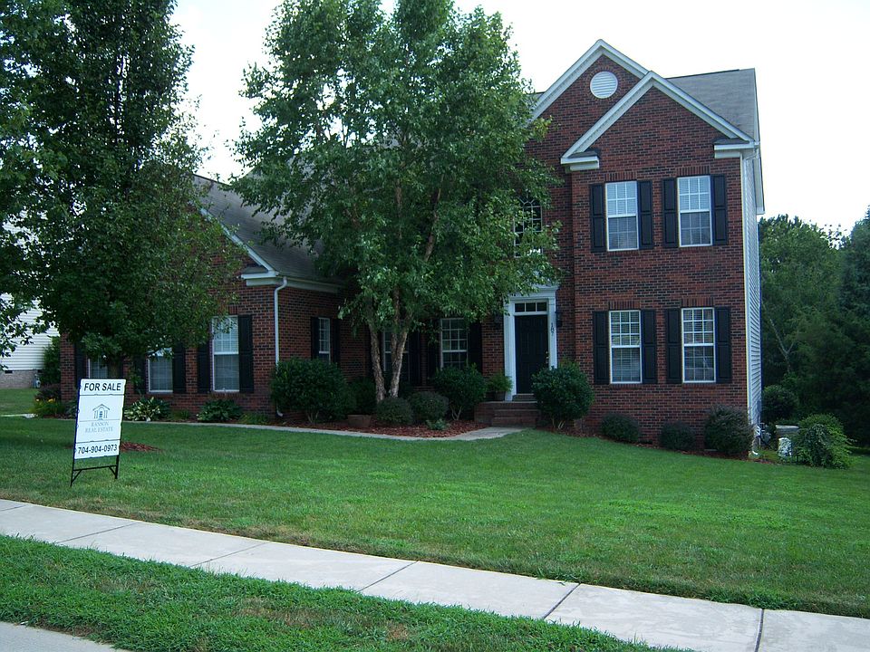1st image of 187 Corona Cir