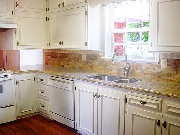 3rd image of 5308 Kayway Dr