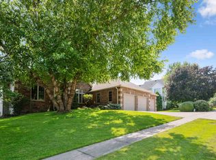 1969 High View Rd, Coralville, IA 52241