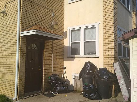 4th image of 803 21st Ave