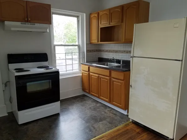 30 N 50th St #3, Philadelphia, PA 19139