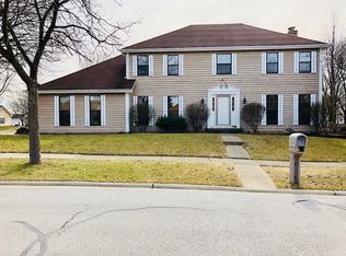 1720 E Bailey Rd, Naperville, IL 60565