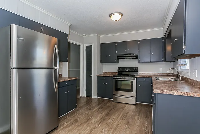 3 bed, 2.0 bath, 1718 sqft, $1,745 — Photo 4
