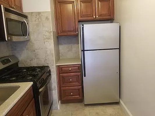 5th image of 65-65 Wetherole St #6Y