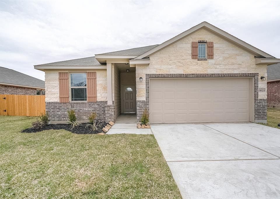 1st image of 7438 Senfronia Hills Dr