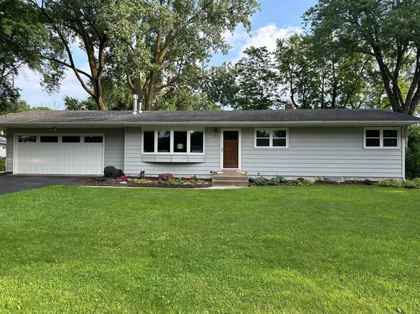 222 Hawes Ave, Shoreview, MN 55126