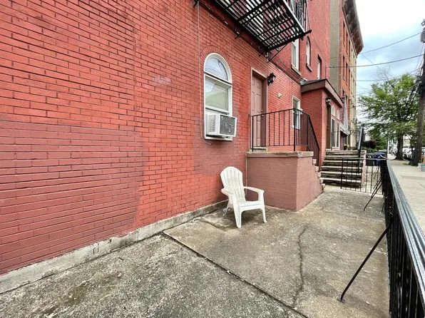 415 1st Street 1F image 20 of 20