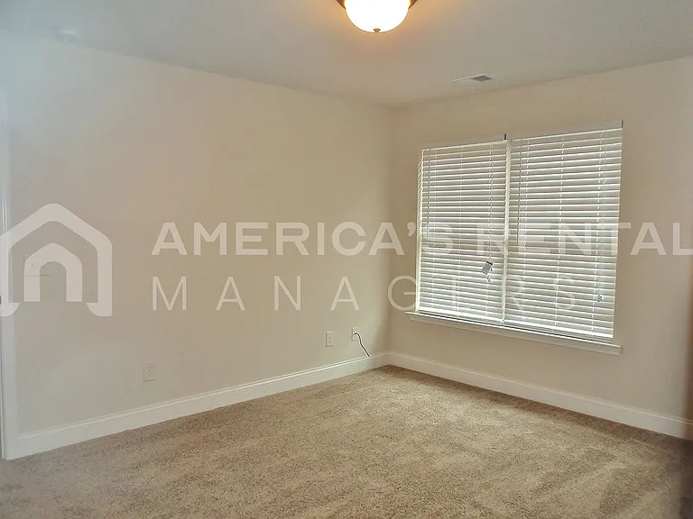3768 Creekside Way — Photo 21