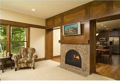 4th image of 9242 Sag Harbor Ct NE