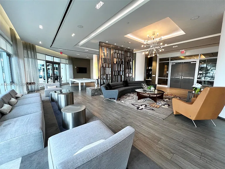 17111 Biscayne Blvd #1102 — Photo 25