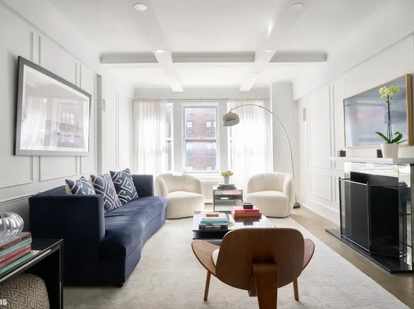 419 East 57th Street 9A image 2 of 13