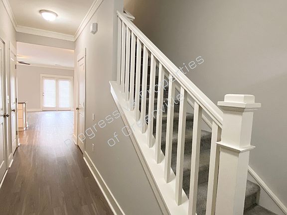 2nd image of 706 Elmbrook Dr #1