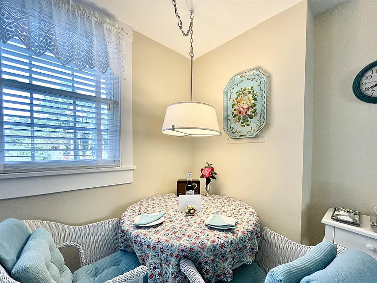 160 Palmetto Rd #8 — Photo 5