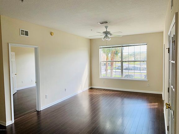 4th image of 7801 Point Meadows Dr Unit 3210
