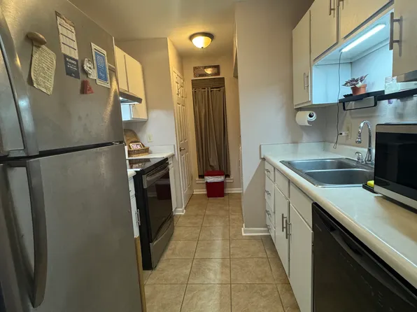 29 Larkspur Ln, Lafayette, LA 70507