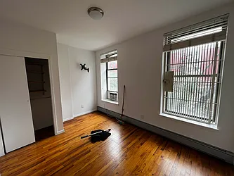 Rented by Salon Realty Corp