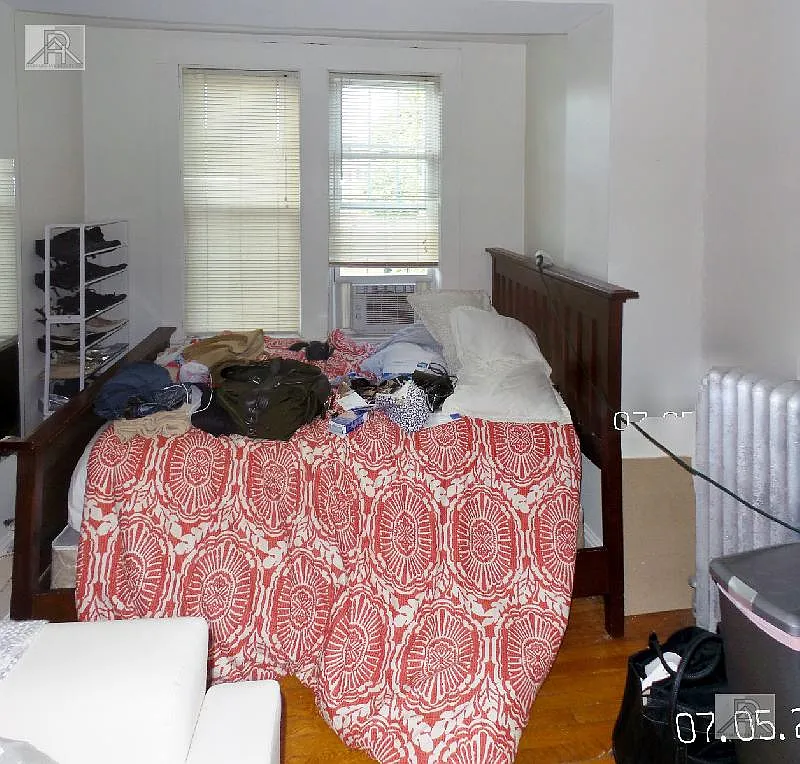 Building Photo - 68 Strathmore Rd #11A