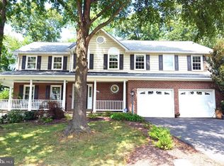 13802 Stonefield Dr, Clifton, VA 20124