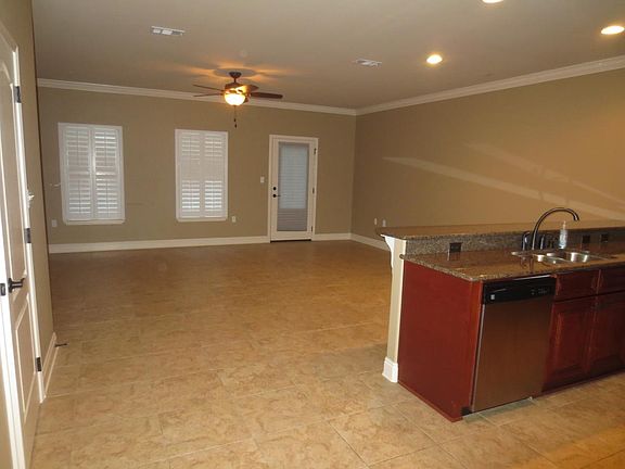 4th image of 1831 Sound Haven Ct