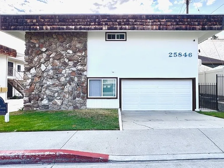 25846 Oak St — Photo 9