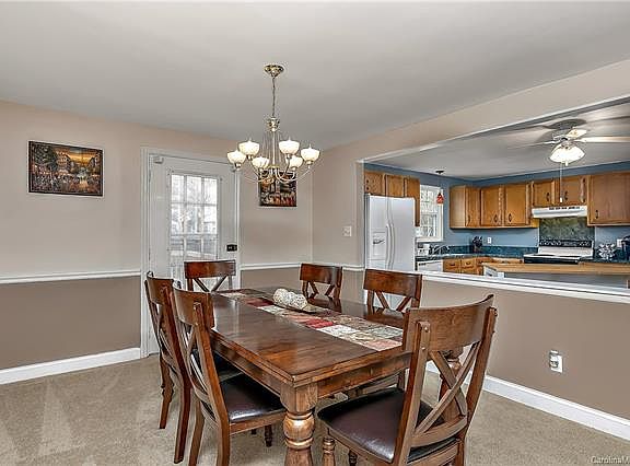 5th image of 5946 Carpenter Dr