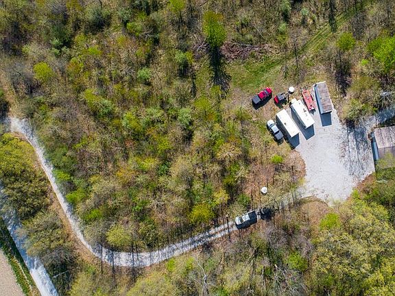 2nd image of 1916 County Road 450 N
