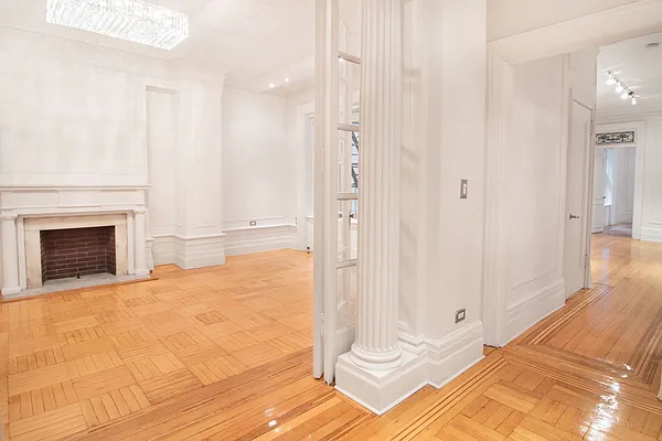 Rented by WAM Partners - William Moses Co. | media 66